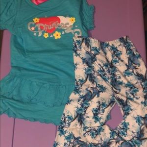 Girls blouse and Leggings